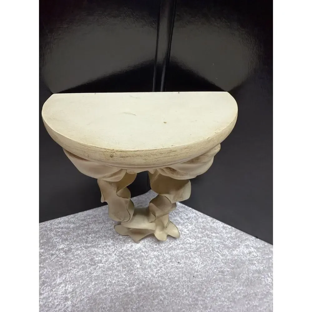 Distressed bow wall mount Floating shelf Resin bedroom bathroom EUC Set of 2
